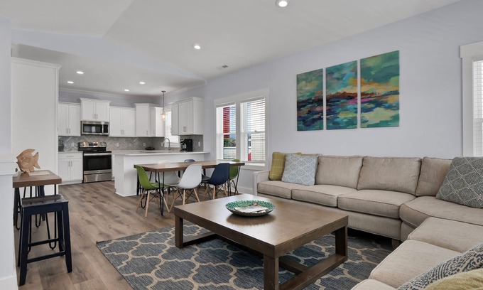 North Carolina Coast House | Stay at Pier Reviewed—park once and walk to all Carolina Beach has to offer.