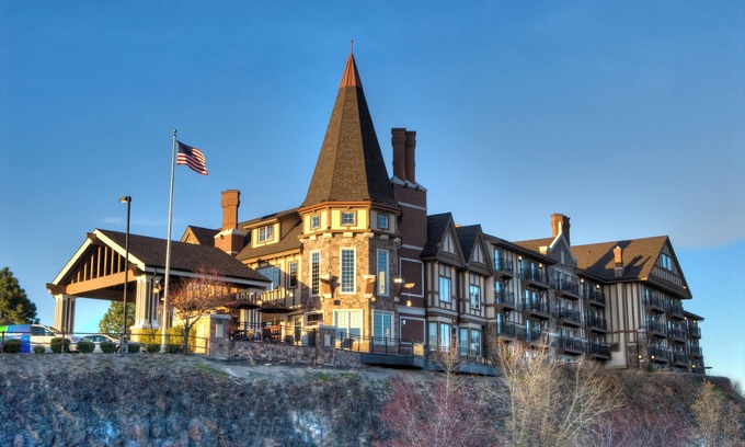 Riverside Hotel | Stay at the Castle on the Rock!