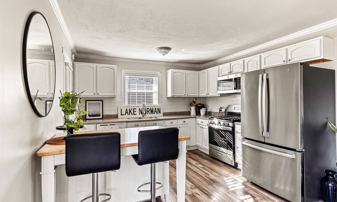 Mooresville House | Stay Downton Mooresville