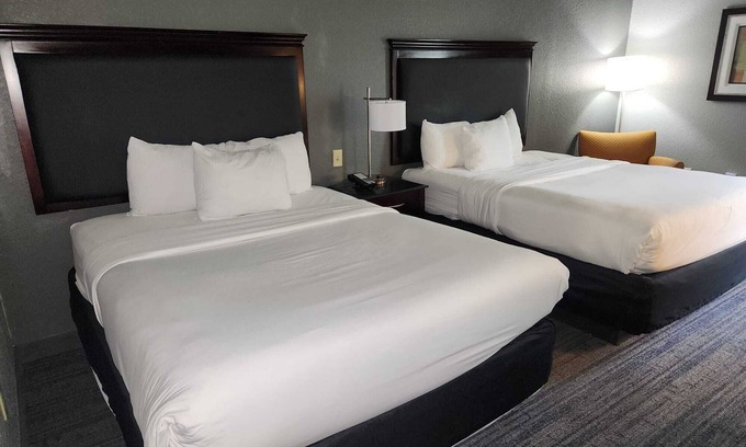 Tillmans Corner Hotel | Stay Express Inn & Suites - Mobile AL