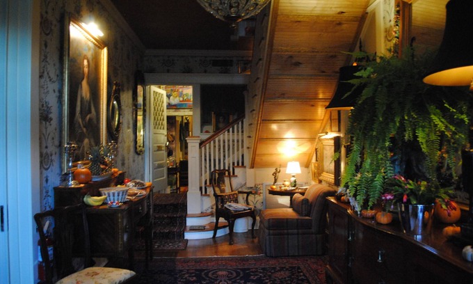 Fairfield Historic District Bed & Breakfast | Stay Fairfield - Fairfield Place and Fairfield Manor Bed & Breakfast