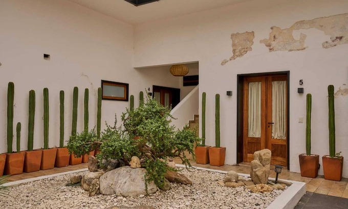 Ruta Independencia Hotel | Stay Ortenxia