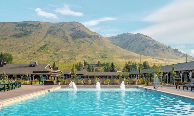 Jackson Hotel | Stay Warm by the Fire Pit at Rustic Lodge w/Spacious Rooms in Jackson Hole