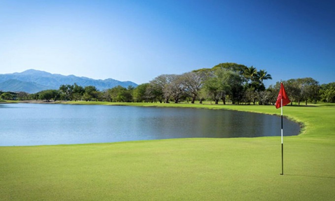 Bajio Resort | Stay where the professionals play at the Mexico Open at Vidanta Nuevo Vallarta!