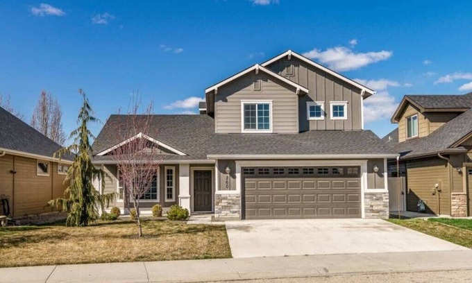 Meridian House | #StayinMyDistrict Meridian Near Roaring Springs