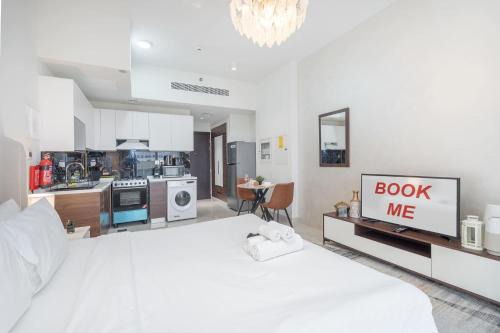 Al Barsha Apartment | StayShort - Magnificent and Elegant Studio in Al Barsha South