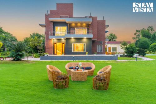 Gurugram Villa | StayVista at Imperial Isle 4BHK with FREE BF Luxury Pool Villa in Sohna Delhi