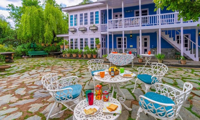 Chharabra Villa | StayVista at Violet Hill with Bonfire, Gazebo & Hill View
