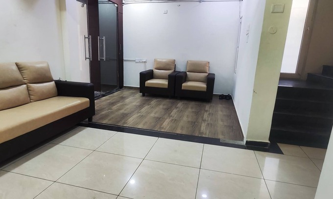 Parthasarathy Puram Hotel | Stayz Inn T.Nagar