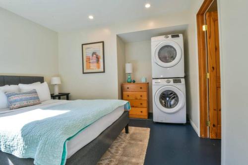 Moab Apartment | Stella Ruby Cottages (Scarlet) - Steps to Downtown!