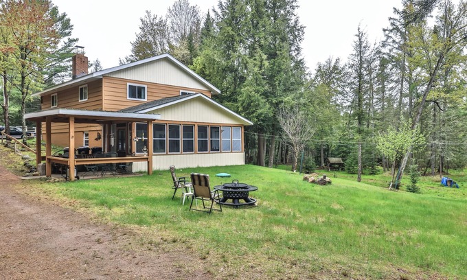 St Germain Cottage | Stepaway Vacation Rentals- Pop's Place