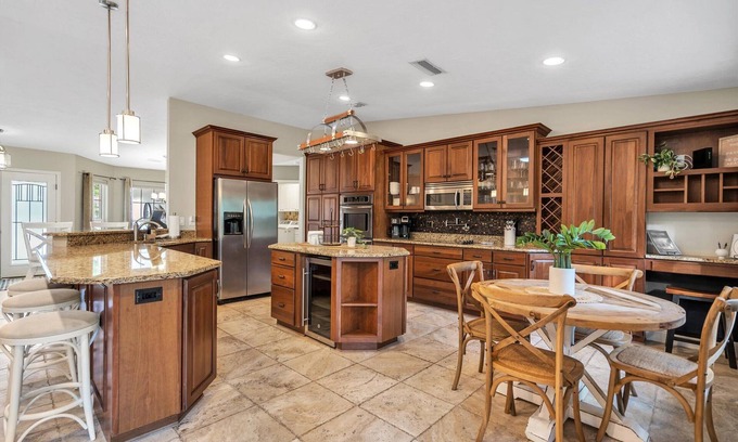 Whitfield House | Steps to Bay - New Pool - Gourmet Kitchen - Luxury King Master Suite - Swingset