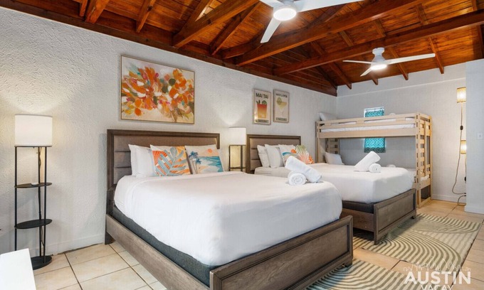 Volente Cabin | Steps to Lake Travis ✦ Waterpark, Slides & Pools ✦ Patio, Firepit & Grill