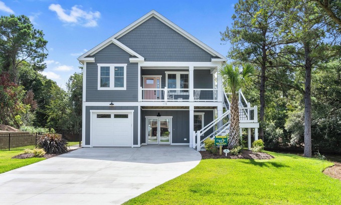 Emerald Isle House | Steps to Ocean, New Construction, Fully loaded and Pet Friendly Home
