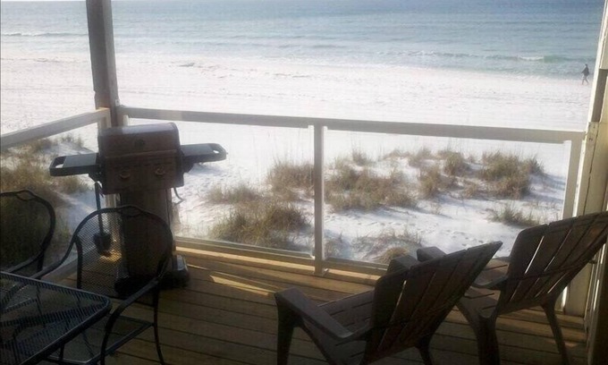 Miramar Beach Apartment | Sticks in the Sand Unit 7B, Studio w/Private Beaches !