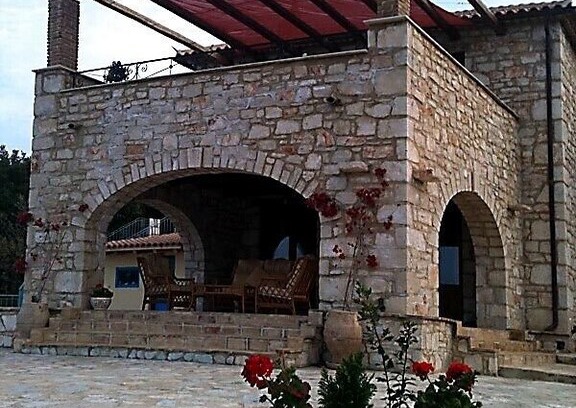 Skinaria House | Stone built villa with private pool and spectacular views