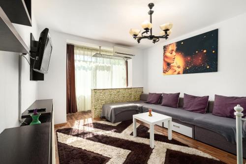 Drumul Taberei Apartment | Stone Gate Apartment #2