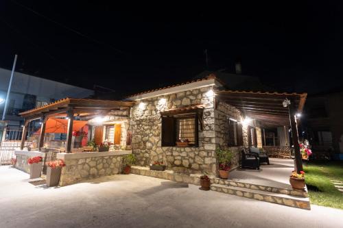 Polichrono House | Stone House Dimitra
