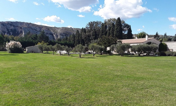 Orgon House | Stone property of 150 m² on 8000 m² with swimming pool