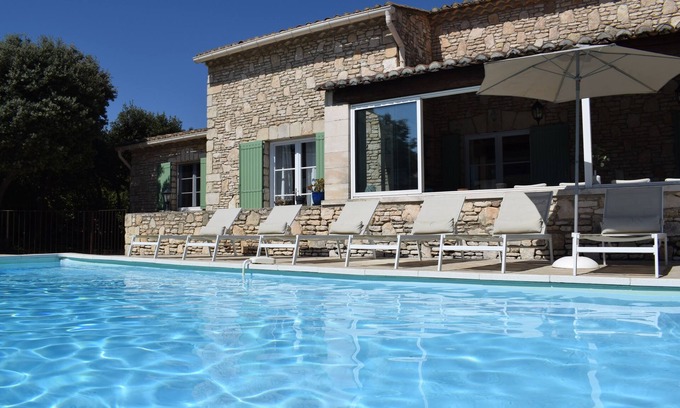 Cavaillon Villa | Stone villa & heated pool in the heart of the Luberon - L'Oustau de la Colline