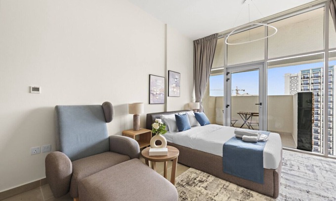 Discovery Gardens Apartment | StoneTree - Azizi Shaista Studio - Cozy Apartment