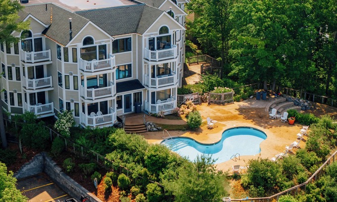 Glen Arbor Condo | Stony Brook 24 | Top Floor, Heated Pool, Lake Michigan View