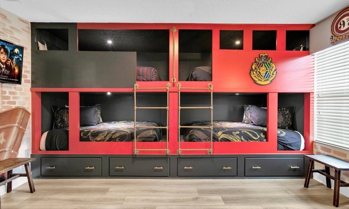 Kissimmee House | Storey Lake Resort 5 Bedroom Pool Home with Themed Rooms