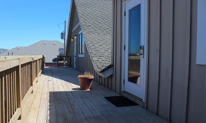 Hatteras Condo | Stowe Retreat of Hatteras, Pool Access, Pet Friendly, Above Shopping Plaza!