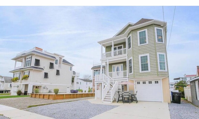 Strathmere House | Strathmere is the Place to Be. Single Family Home!