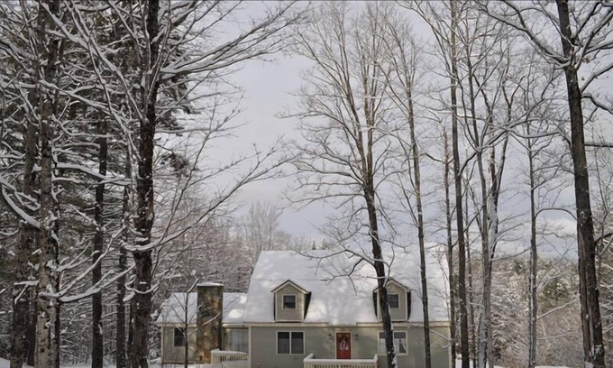 Jamaica House | Stratton Ski Getaway, 4 Bedroom Outdoor Enthusiasts Playground