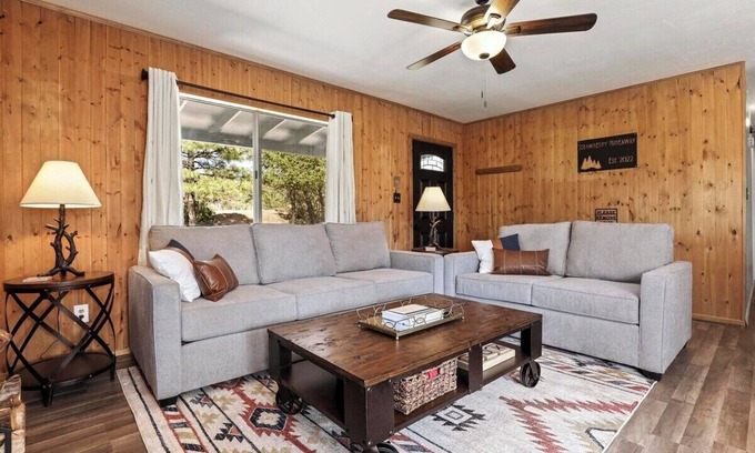 Strawberry Cabin | Strawberry Cabin · Newly Remodeled, Pet Friendly Strawberry Cabin