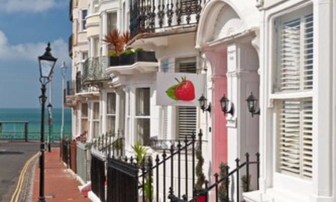 Kemptown House | Strawberry Fields