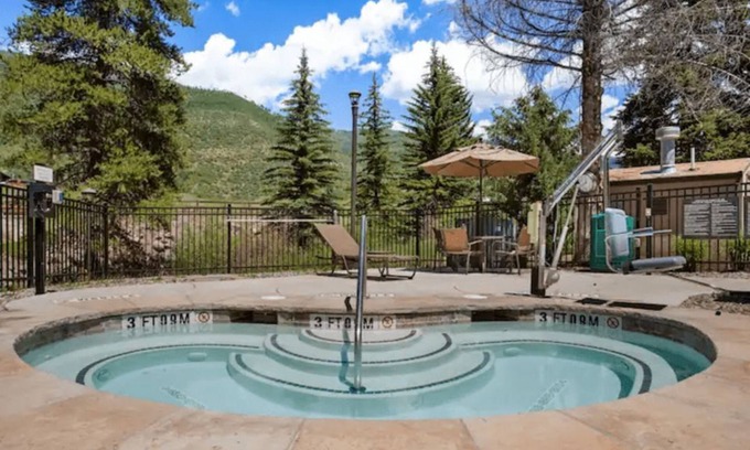 Vail Apartment | Streamside at Vail Tranquil 1BR Condo with Jacuzzi and Views