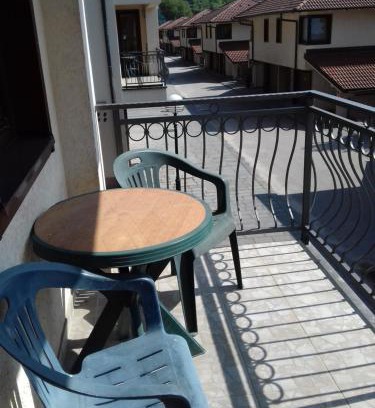 Fojnica Apartment | Street View Apartman