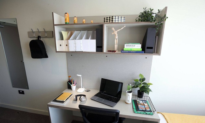 Cathedral Quarter Apartment | Student Only - Charming Room in Belfast City Center