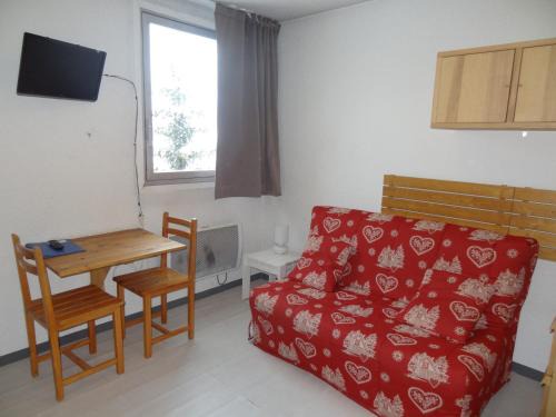 Les Deux Alpes Apartment | Studette cosy au pied des pistes, centre des Deux Alpes, pour 2 personnes - FR-1-516-91