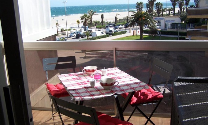 La Cote Radieuse Apartment | STUDIO à 200 mètres de la plage