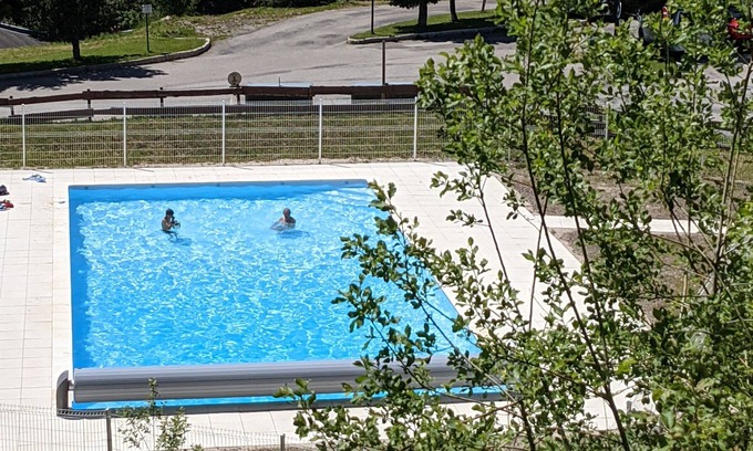 Chamrousse Apartment | Studio 2 Pièces au Pied de la Station Avec Grande Piscine