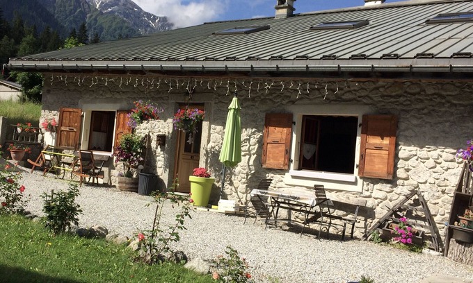 Chamonix-Mont-Blanc Apartment | Studio 23m2 Garden level 2 km from downtown