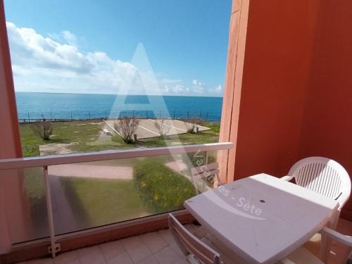 Sete Apartment | STUDIO 4 PERS, PKG, 1ERE LIGNE MER, PISCINE, TENNIS
