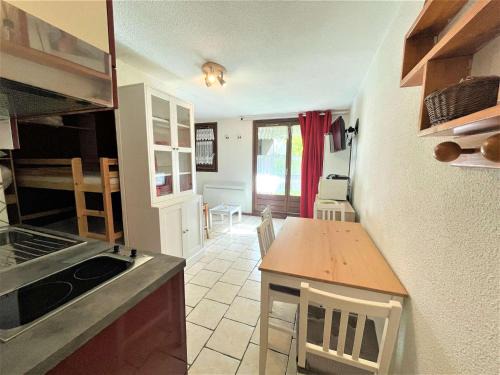 La Salle-les-Alpes Apartment | Studio 4 pers. rénové avec parking, à 500m des pistes - La Salle-les-Alpes - FR-1-330F-143