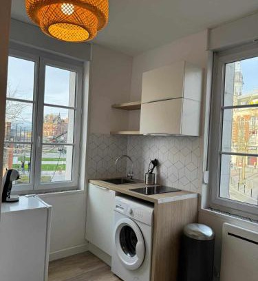 Valenciennes Apartment | Studio 4, Place de la Gare