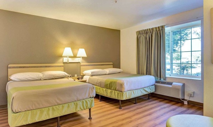 Belmont Hotel | Studio 6 Belmont, CA – San Francisco - Redwood