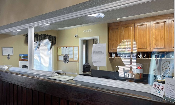 Millington Hotel | Studio 6 Millington, Tn