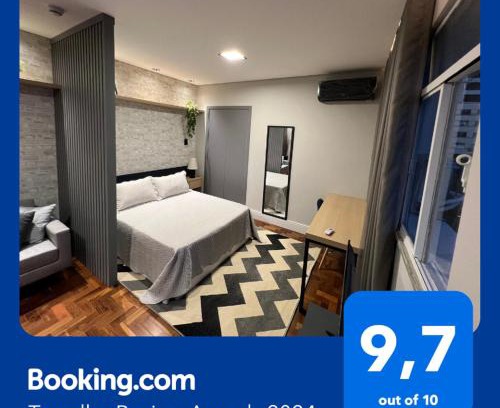 Republica Apartment | Studio 73 - VISTA LINDA, próx metro, WI-FI 300 megas, AR COND