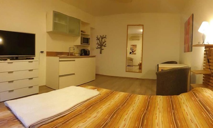 Skadarlija Apartment | STUDIO 77