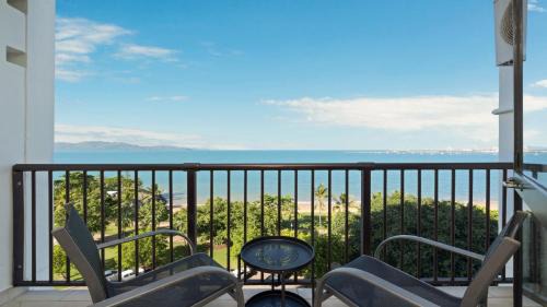 North Ward House | Studio 810 - Idyllic Location With Views