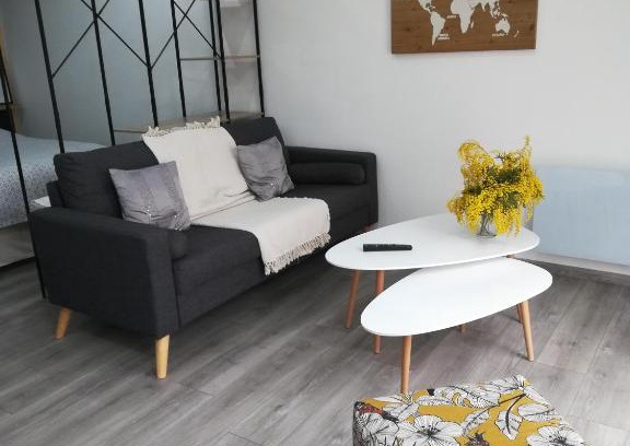 Usclas-d'Herault Apartment | STUDIO A 2 MN DE L A75