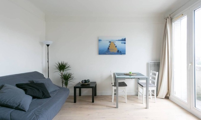 Amerique Apartment | Studio Agréable - Porte des Lilas