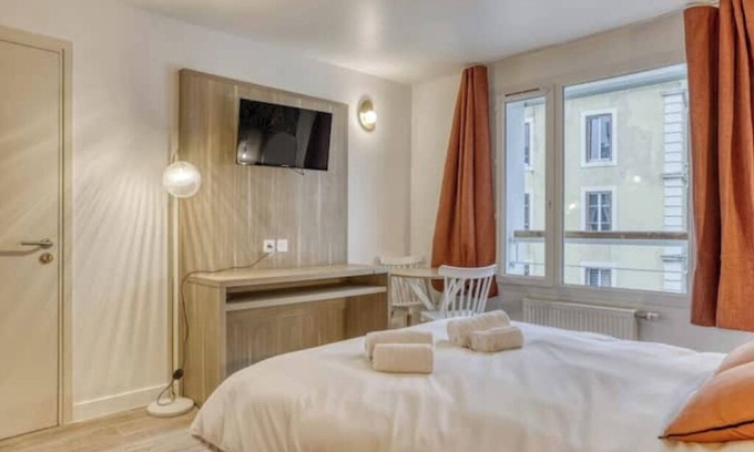 Annemasse Apartment | Studio Aloes Annemasse near train station 28m2
